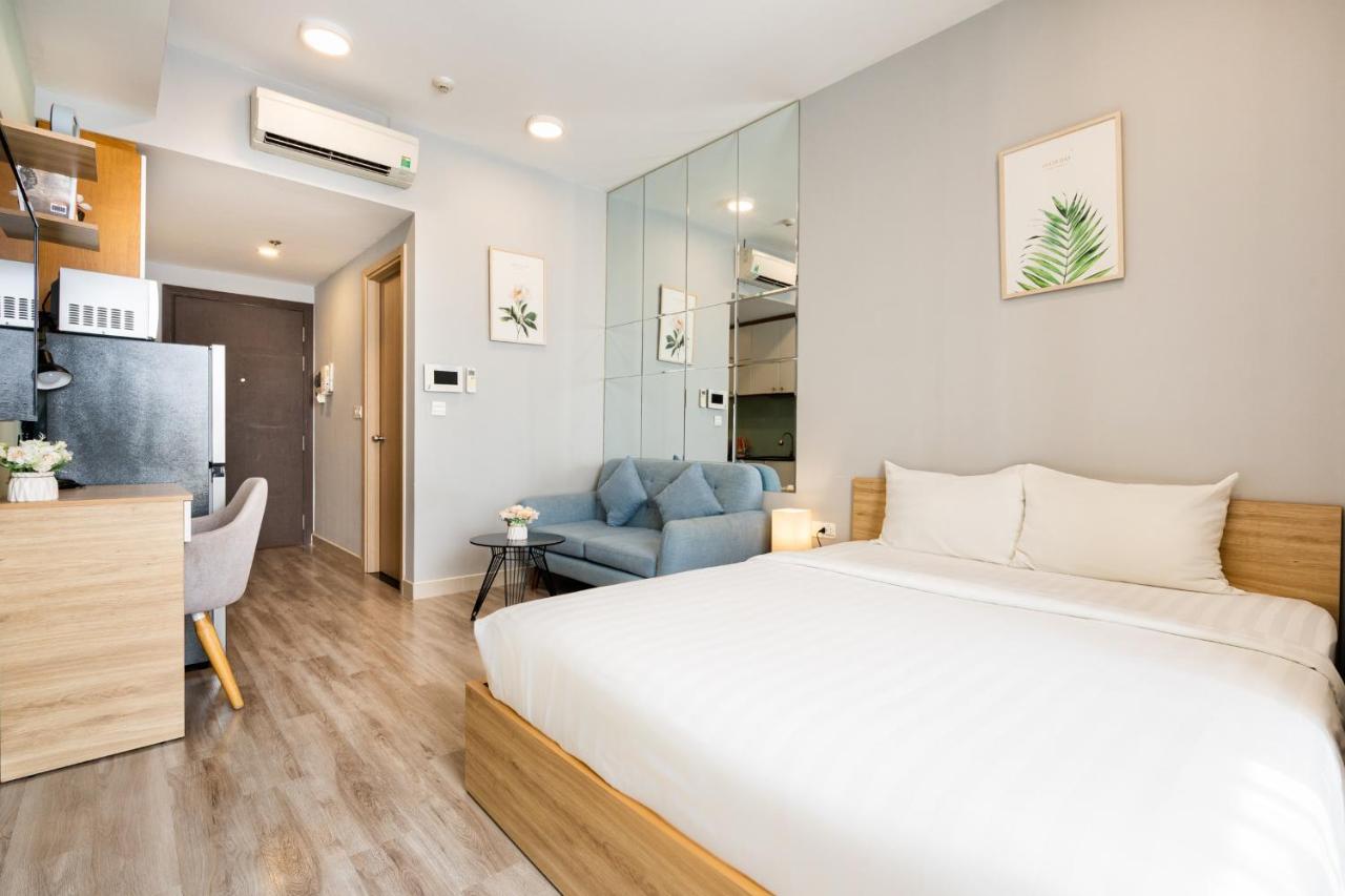Cbd Rivergate- Infinity Pool Signature Ho Chi Minh City Exterior photo